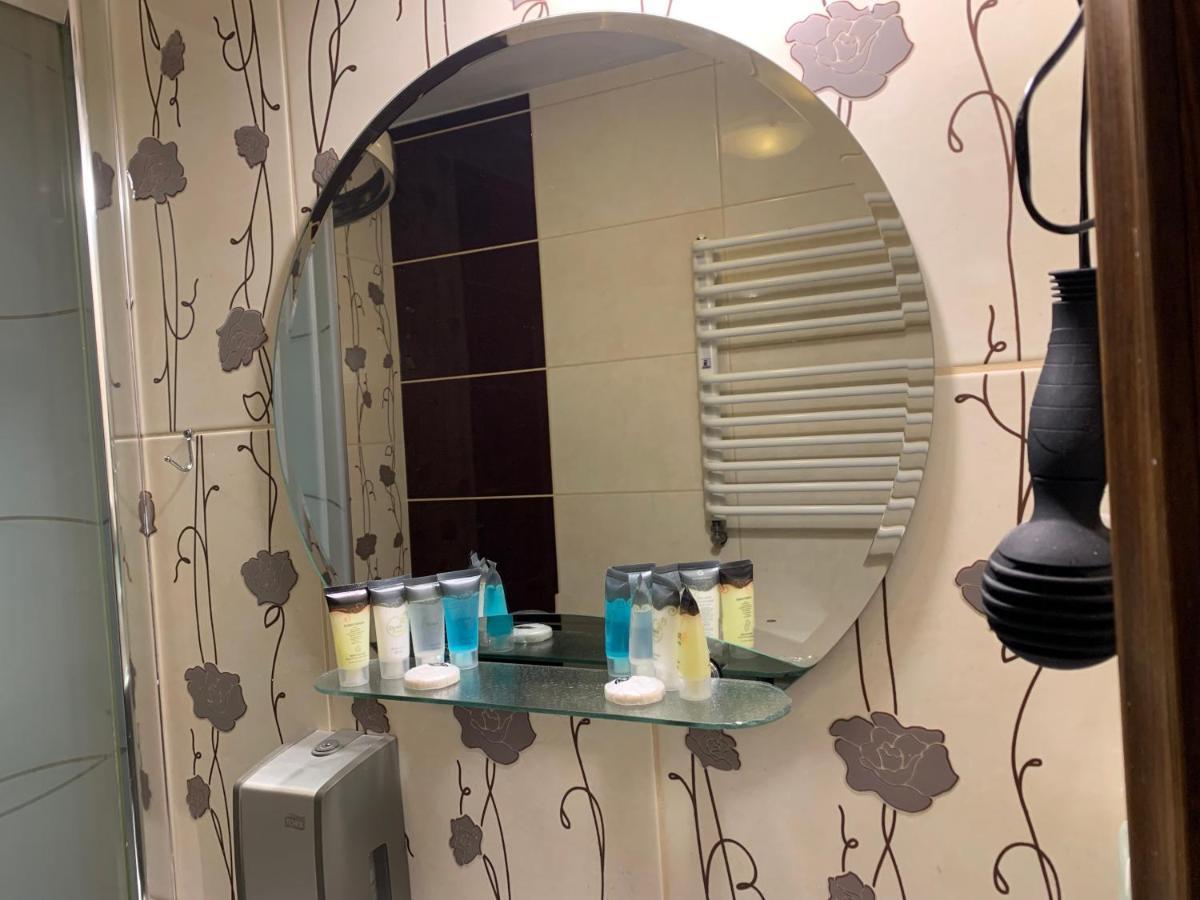 Hotel Tyrol I Restauracja Zycie Gruzji Osielsko Ngoại thất bức ảnh