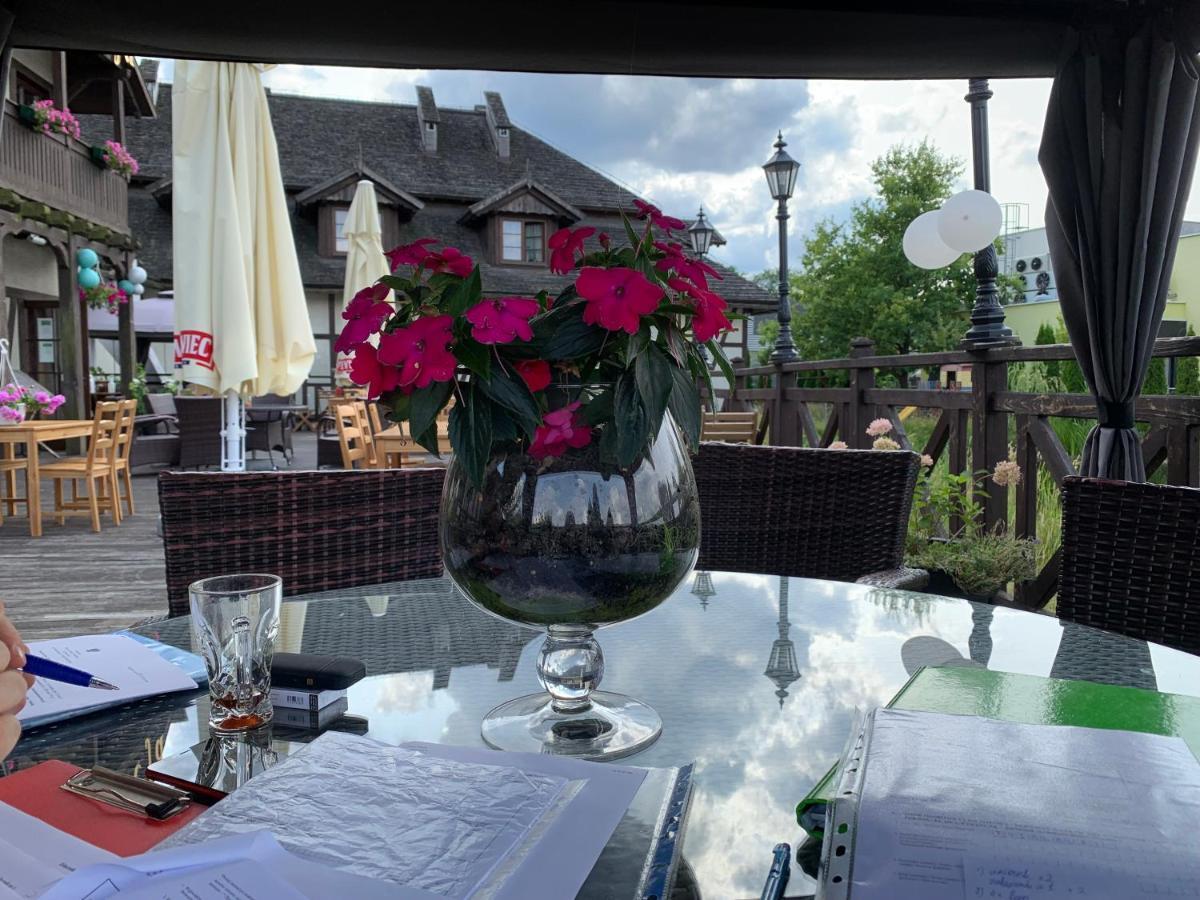 Hotel Tyrol I Restauracja Zycie Gruzji Osielsko Ngoại thất bức ảnh
